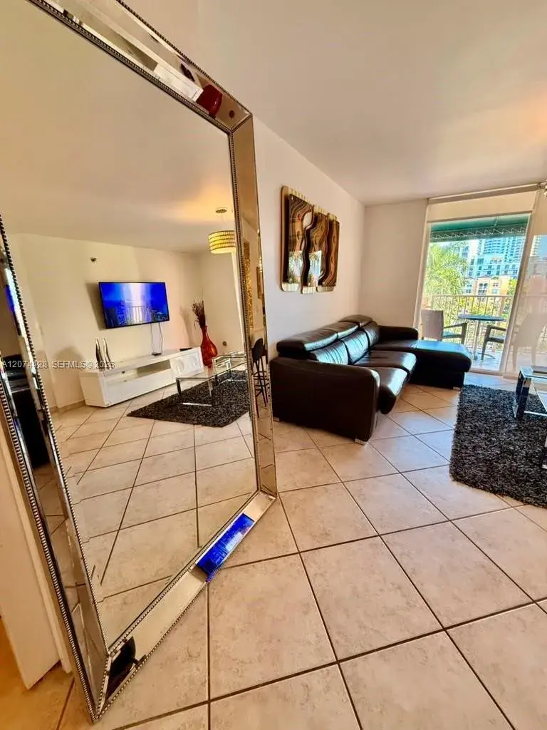 19701 E Country Club Dr # 5605, Aventura FL 33180