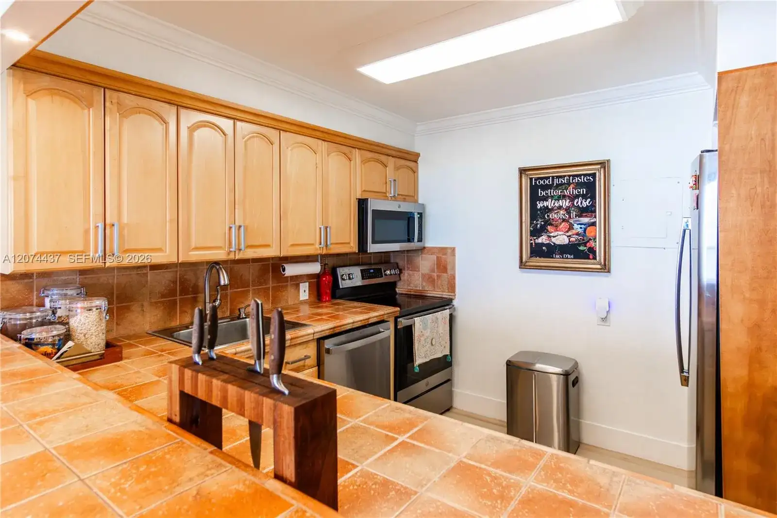 5701 Collins Ave # 605, Miami Beach FL 33140 photo 2