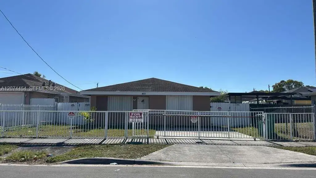 455 NW 14th St, Florida City FL 33034