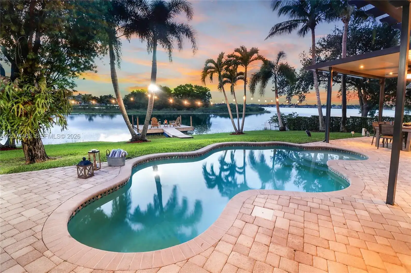 1108 NW 180th Ave, Pembroke Pines FL 33029 photo 3