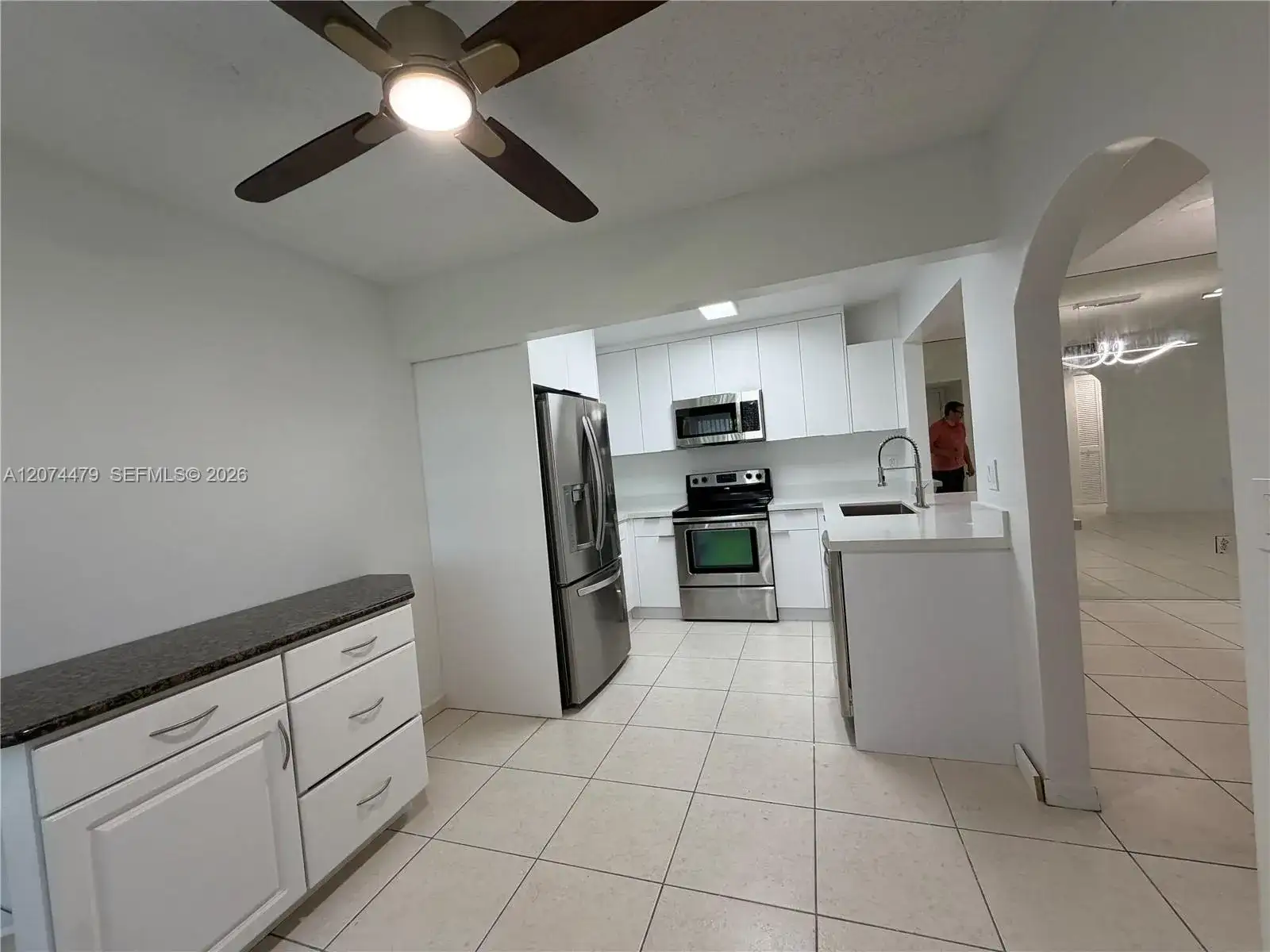 423 NE 210th Cir Ter # 25, Miami FL 33179 photo 3