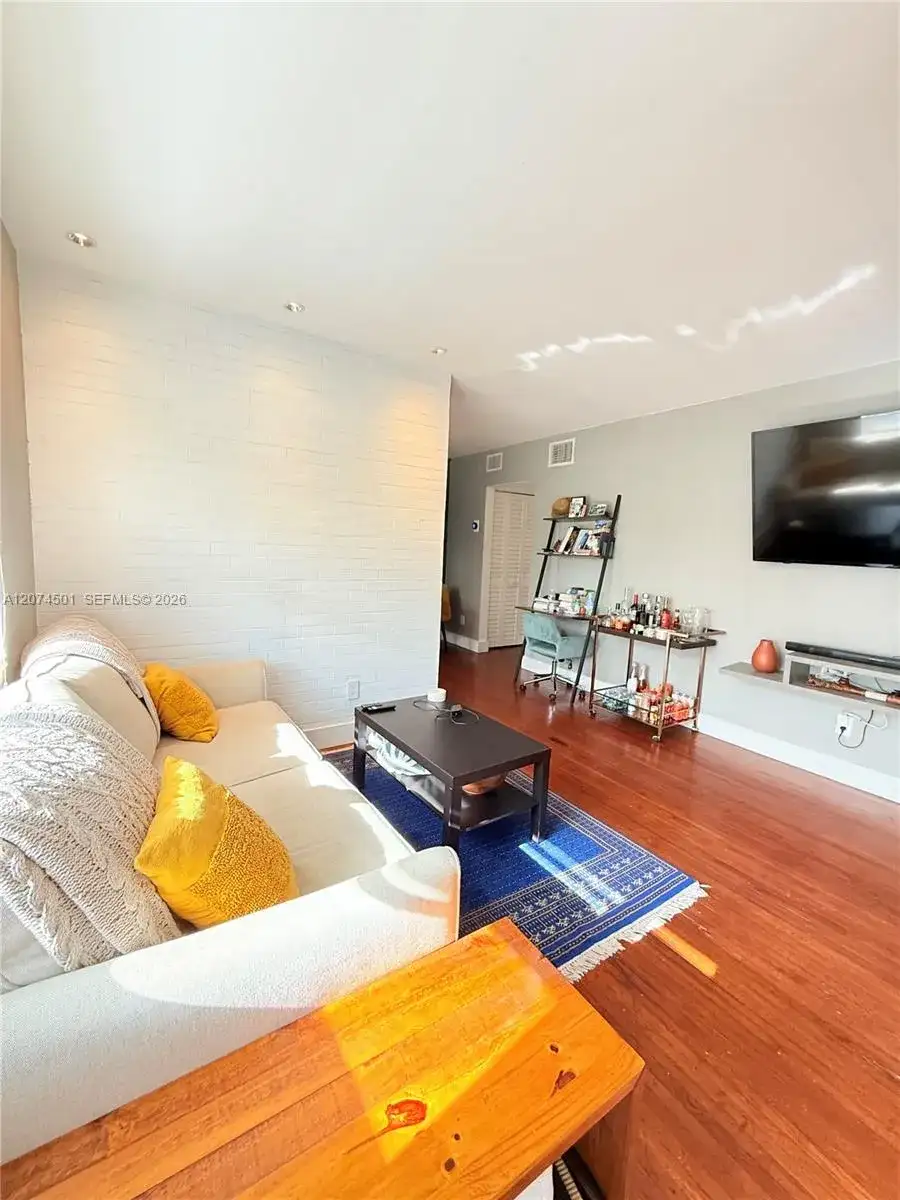 645 NE 77th St # 12, Miami FL 33138 photo 2