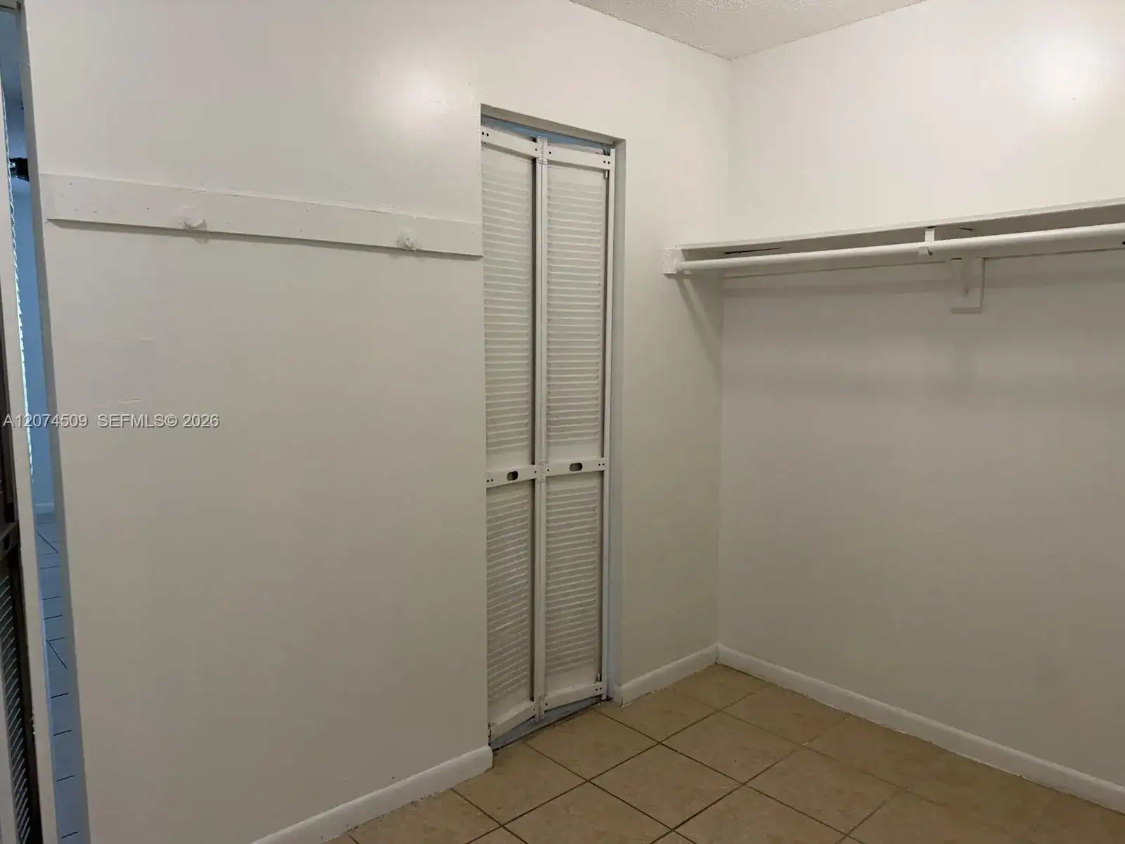 2800 NW 56th Ave # E206, Lauderhill FL 33313 photo 3