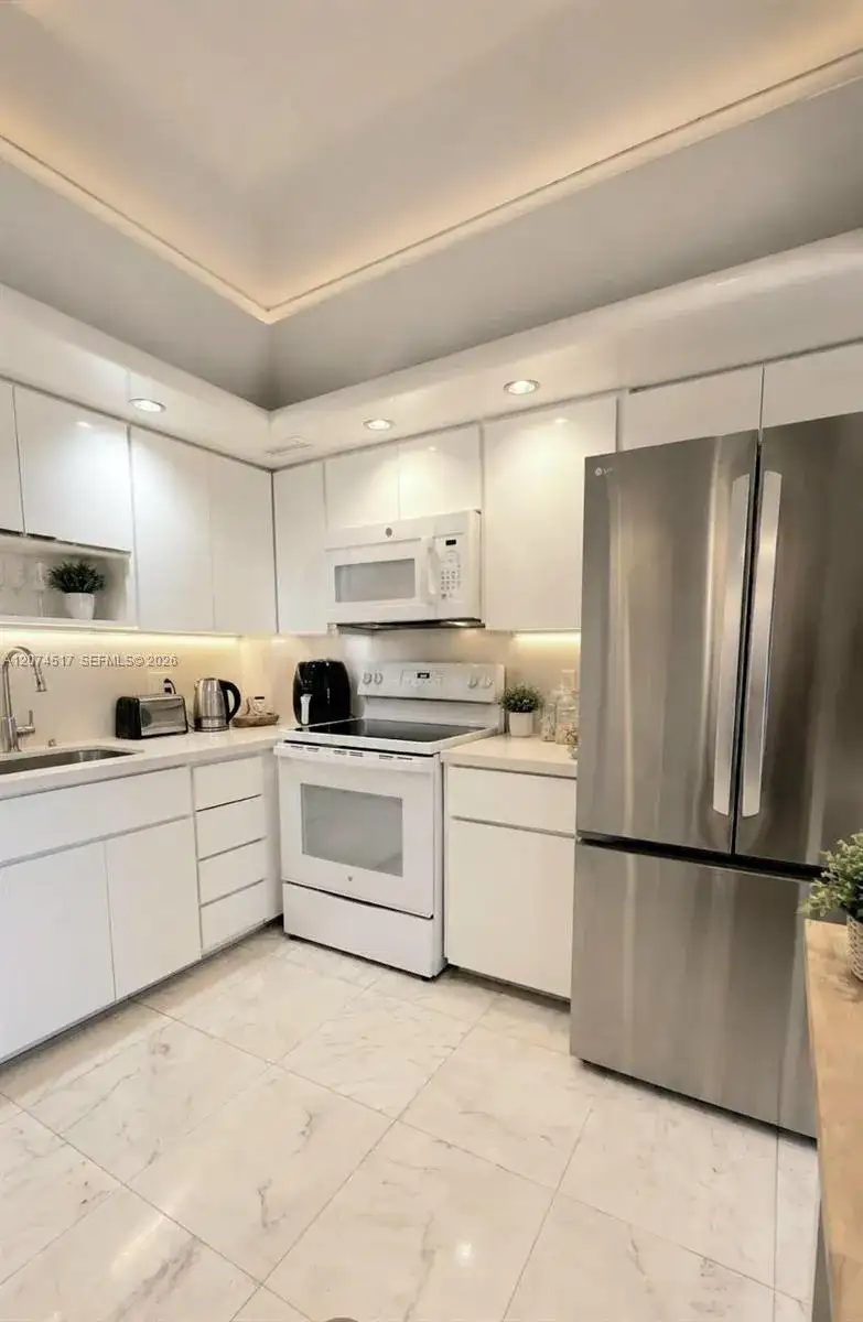 1985 S Ocean Dr # 17P, Hallandale Beach FL 33009 photo 4