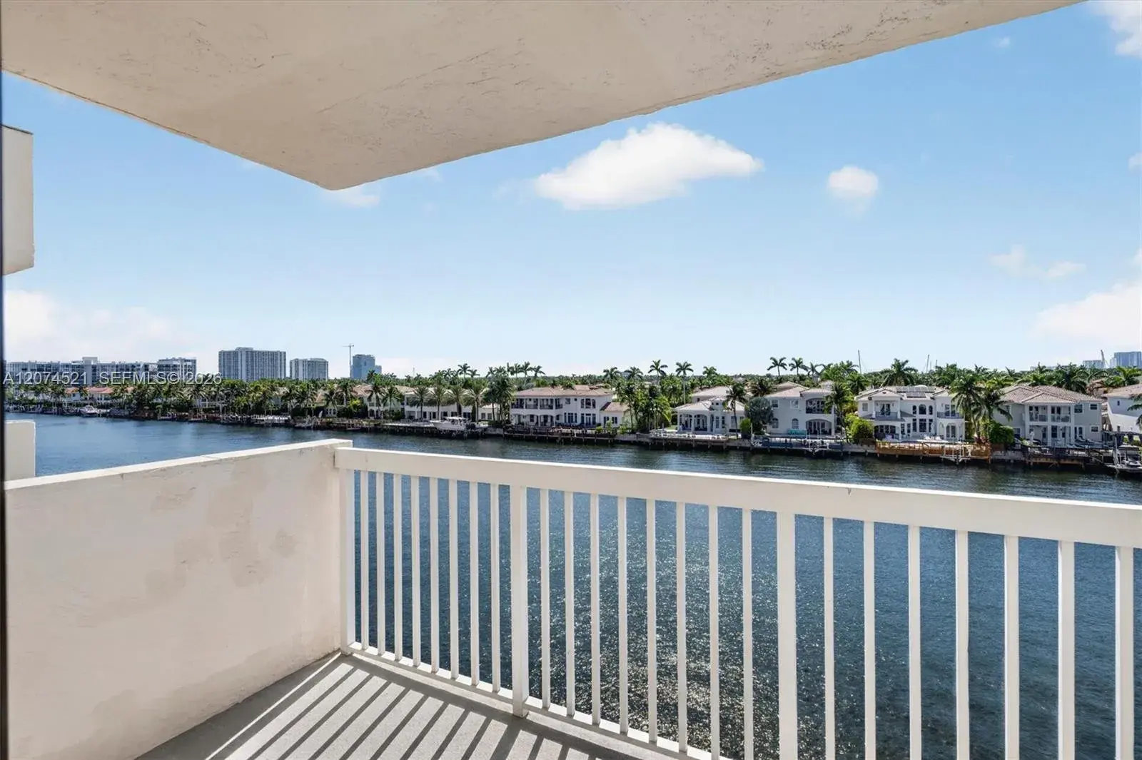 1500 S Ocean Dr # 5E, Hollywood FL 33019