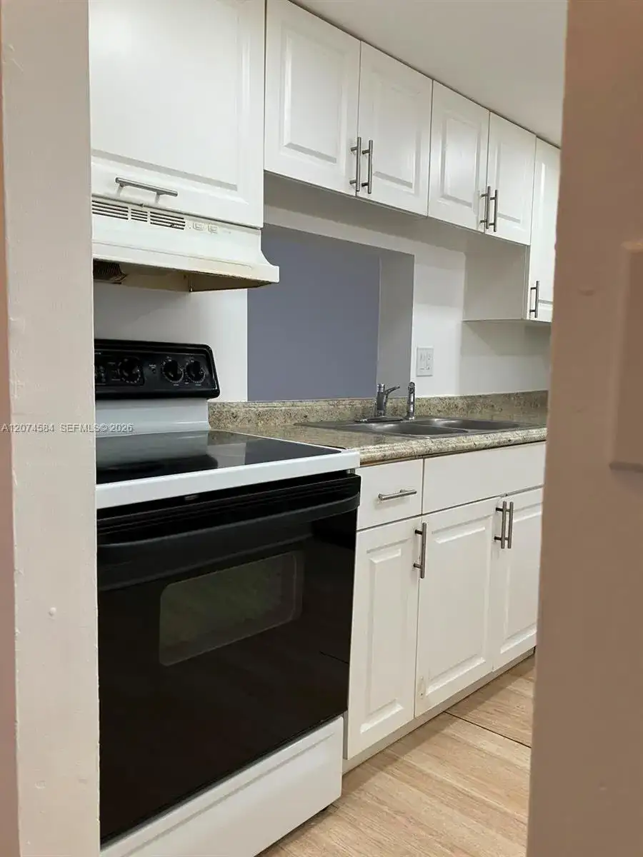 2800 NW 56th Ave # H405, Lauderhill FL 33313 photo 4
