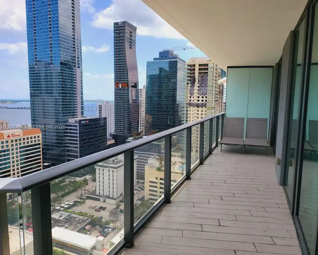 1300 S Miami Ave # 2501, Miami FL 33130 photo 3