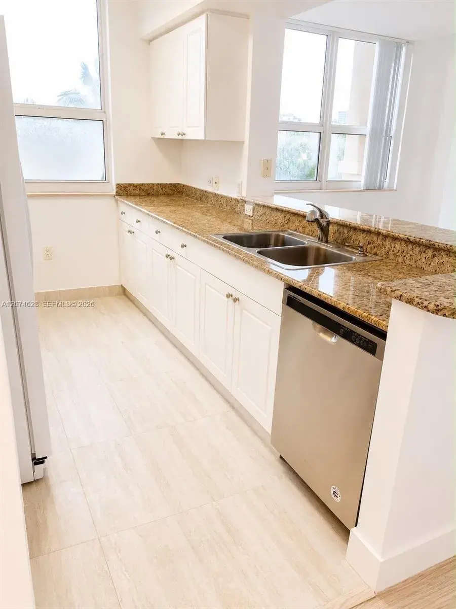 19501 W Country Club Dr # 408, Aventura FL 33180