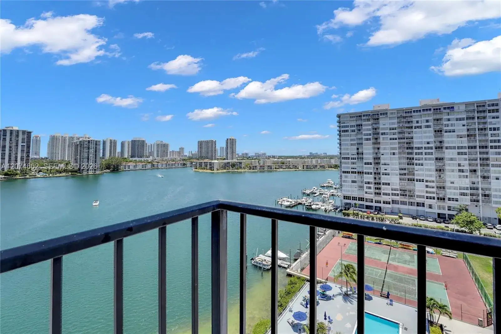 2780 NE 183rd St # 1114, Aventura FL 33160 photo 2