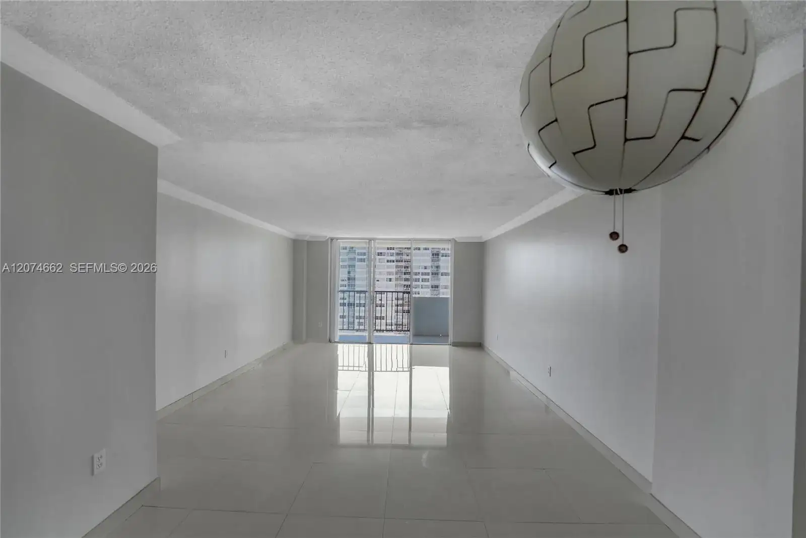 2780 NE 183rd St # 1114, Aventura FL 33160 photo 4