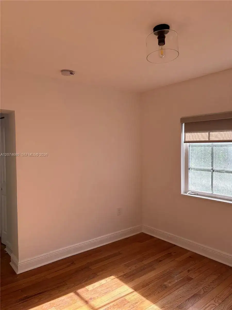 447 Blue Rd, Coral Gables FL 33146 photo 3