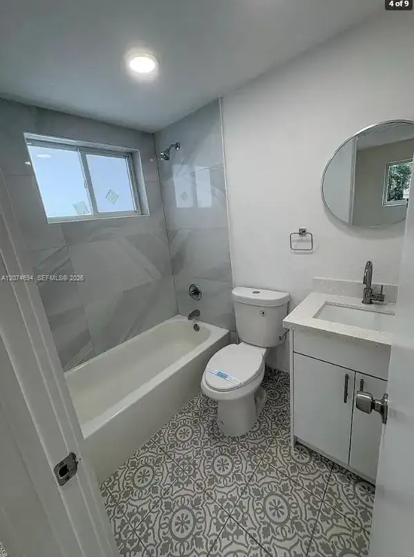1811 NW 19th Ter # 8, Miami FL 33125 photo 5