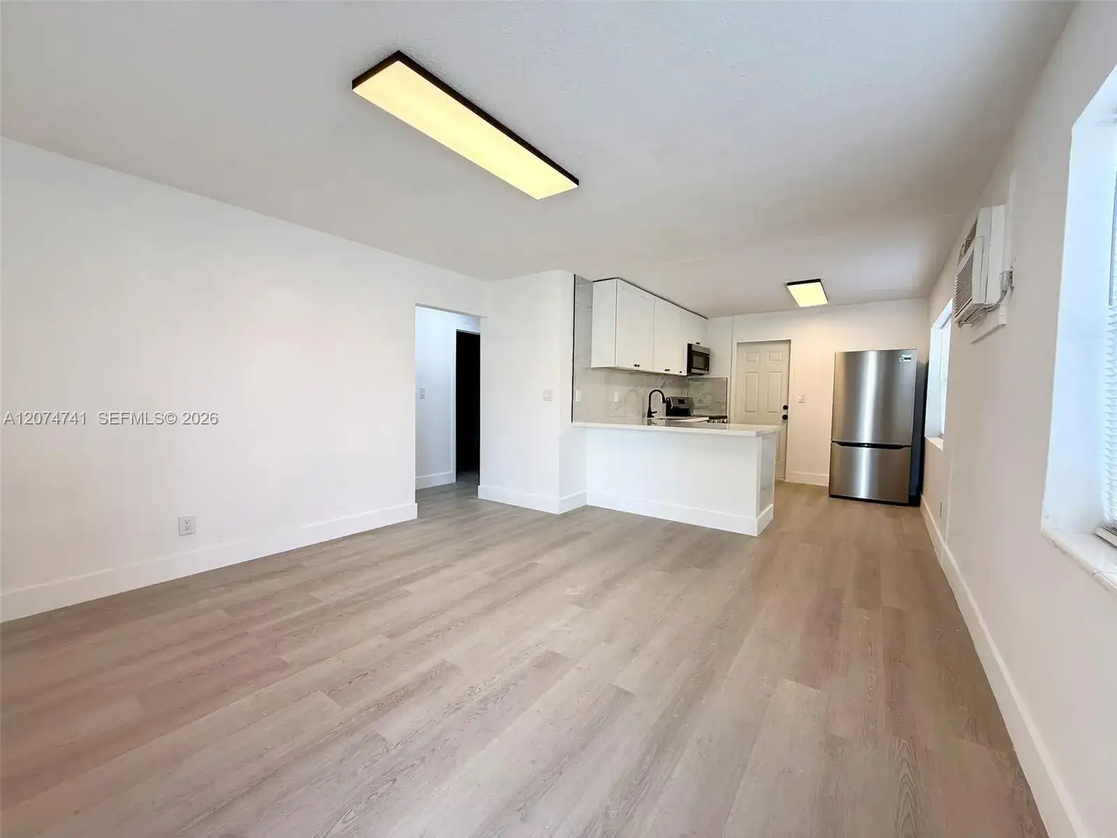 910 SW 2nd Ave # 910, Hallandale Beach FL 33009 photo 4