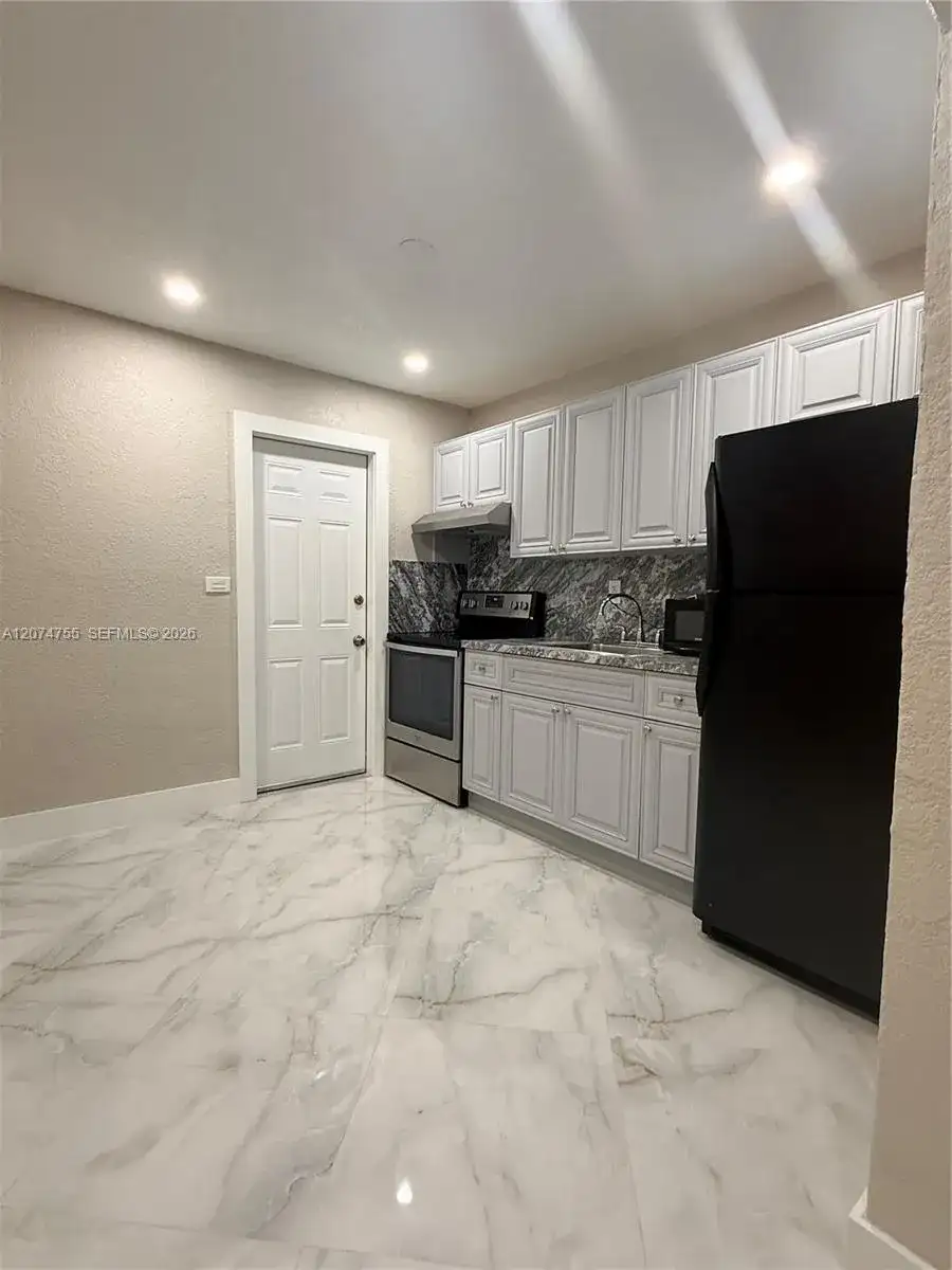 336 NW 53rd St # 1, Miami FL 33127 photo 4