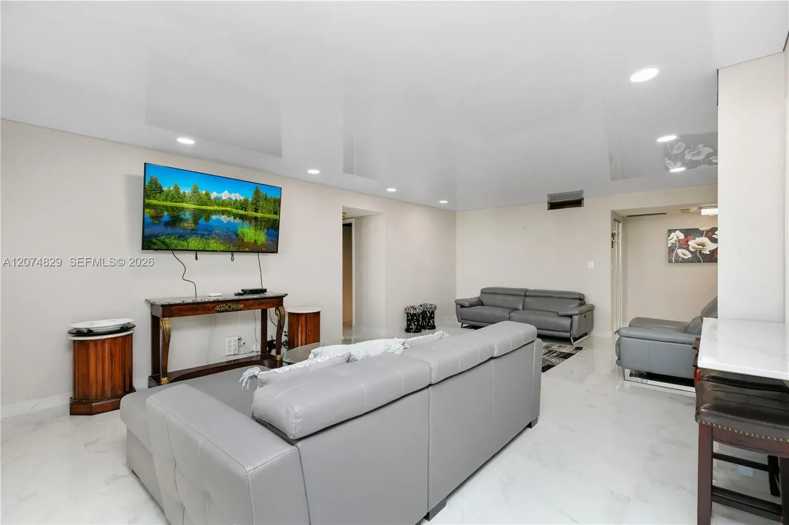 1880 S Ocean Dr # 406, Hallandale Beach FL 33009