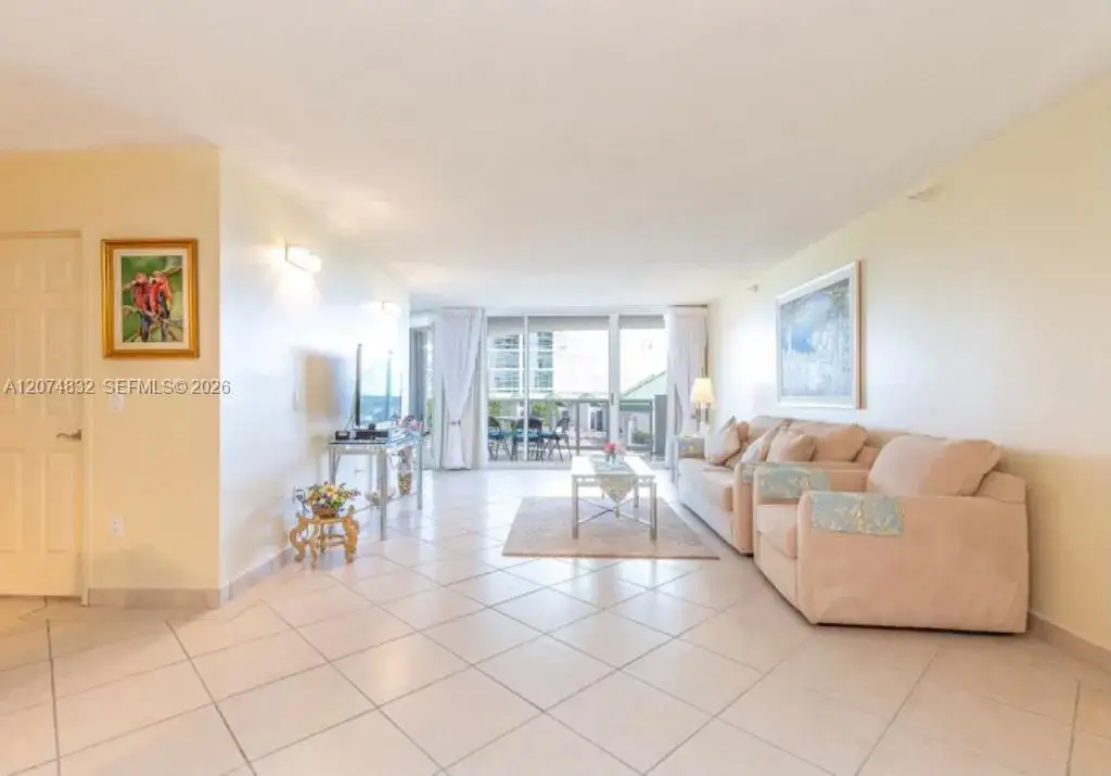 16711 Collins Ave # 706, Sunny Isles Beach FL 33160