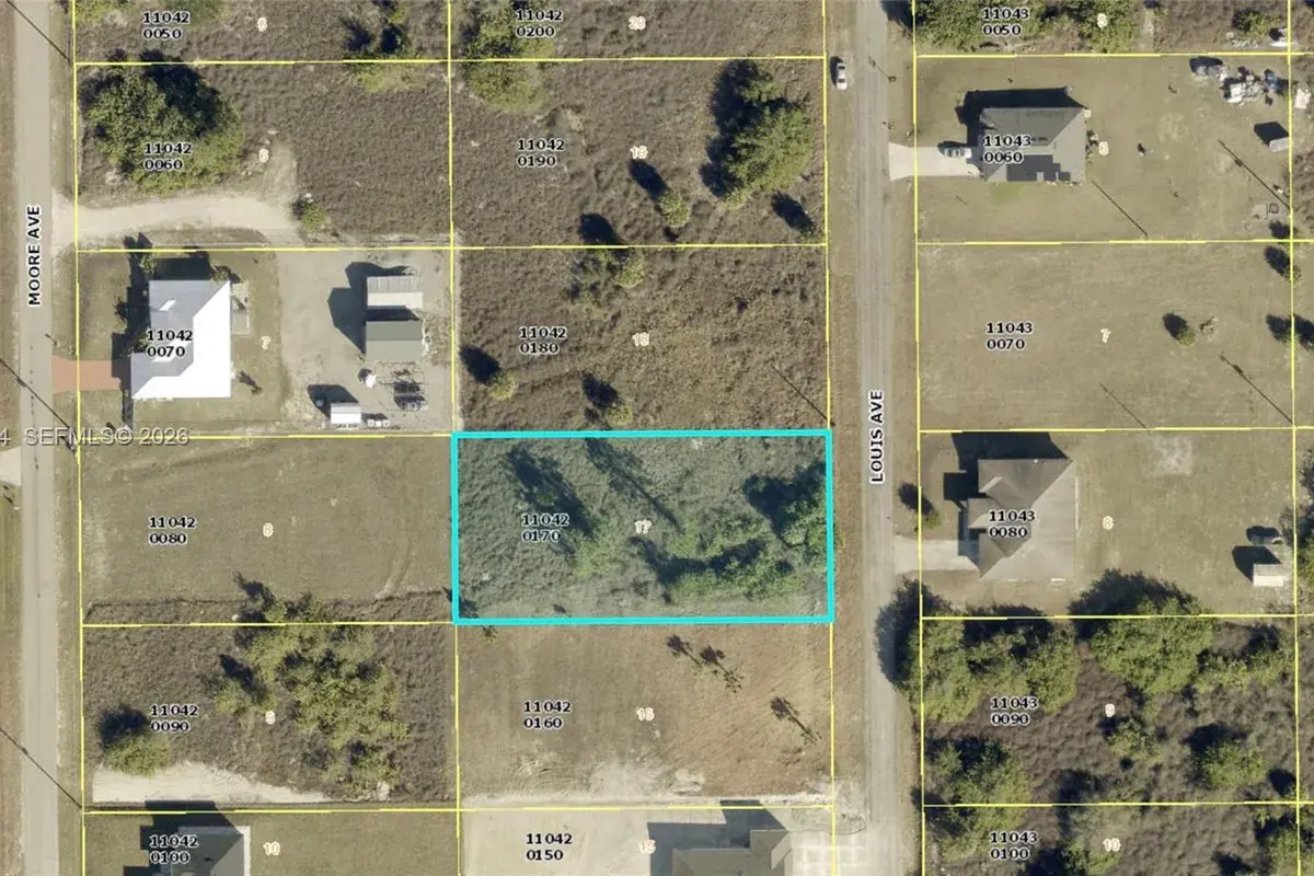 1509 LOUIS AVE #11, Lehigh Acres FL 33972