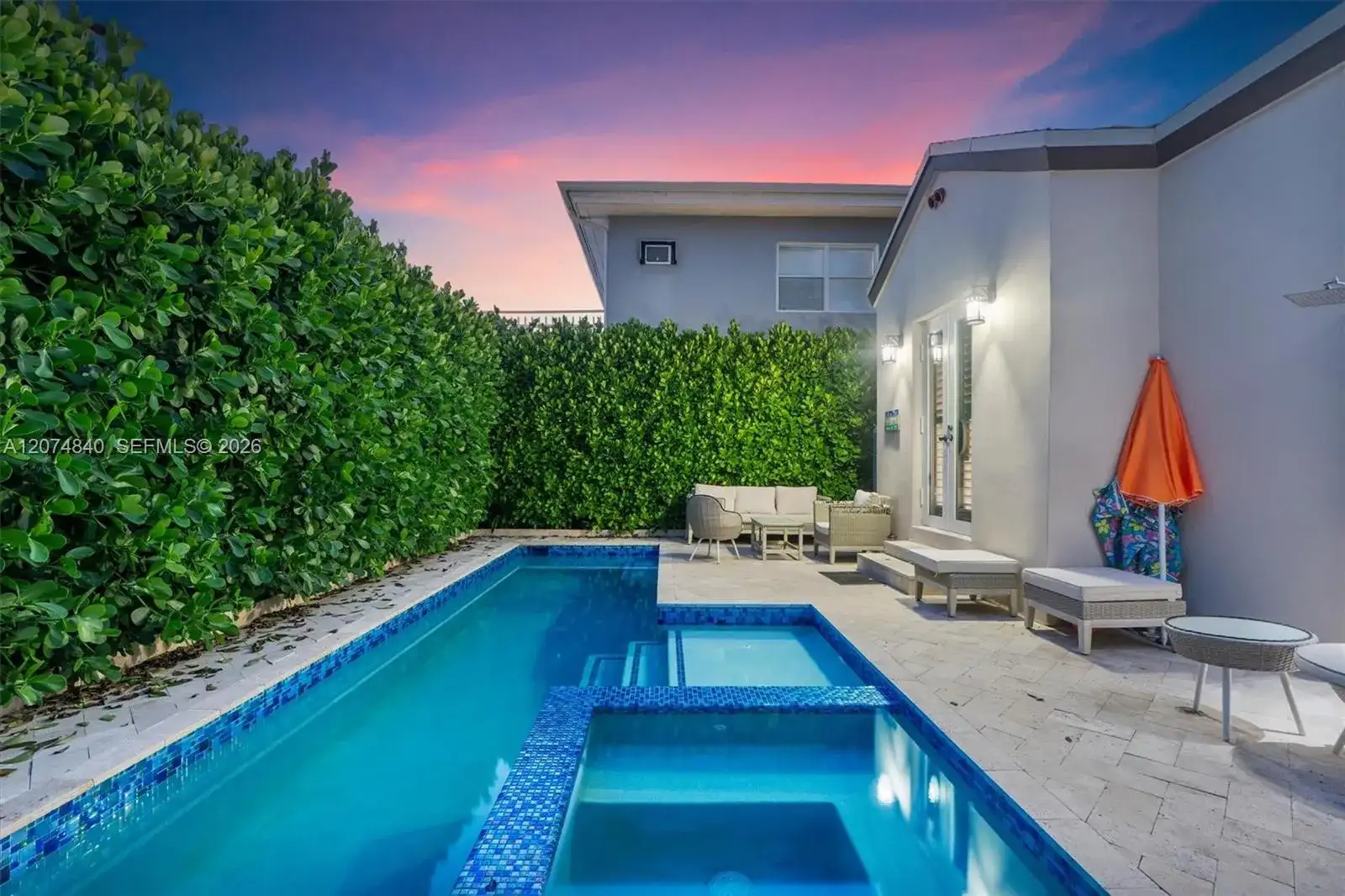 312 Fillmore St, Hollywood FL 33019 photo 2