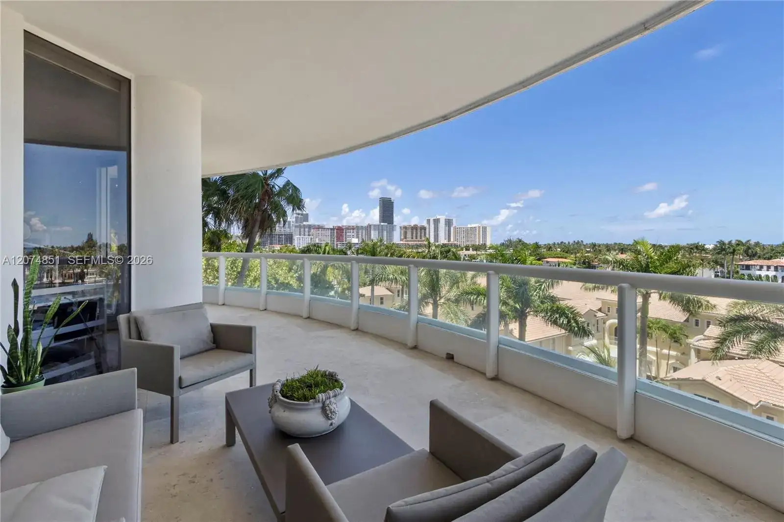 21050 Point Pl # 604, Aventura FL 33180 photo 2