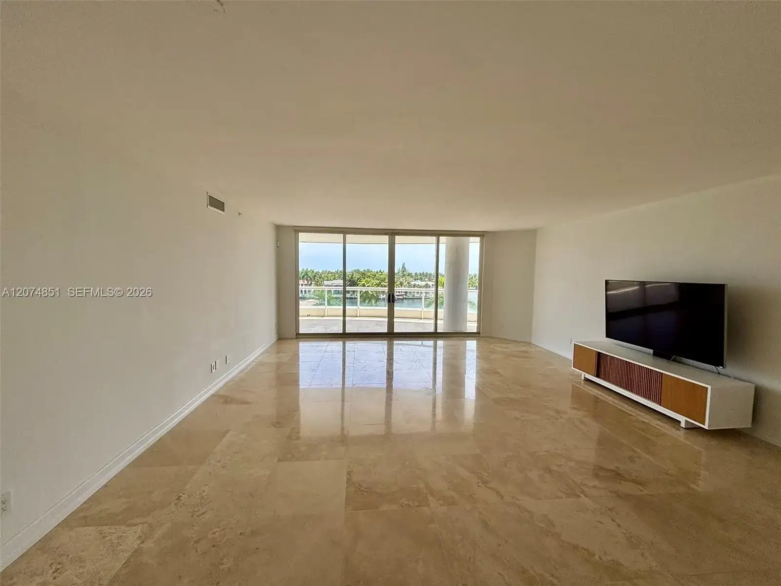 21050 Point Pl # 604, Aventura FL 33180 photo 5