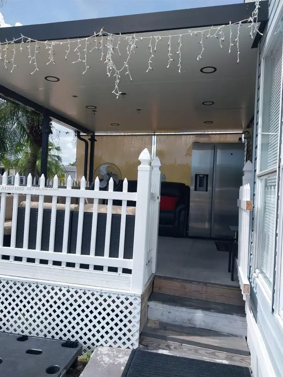 19800 SW 180th Ave lot#392, Miami FL 33187 photo 3