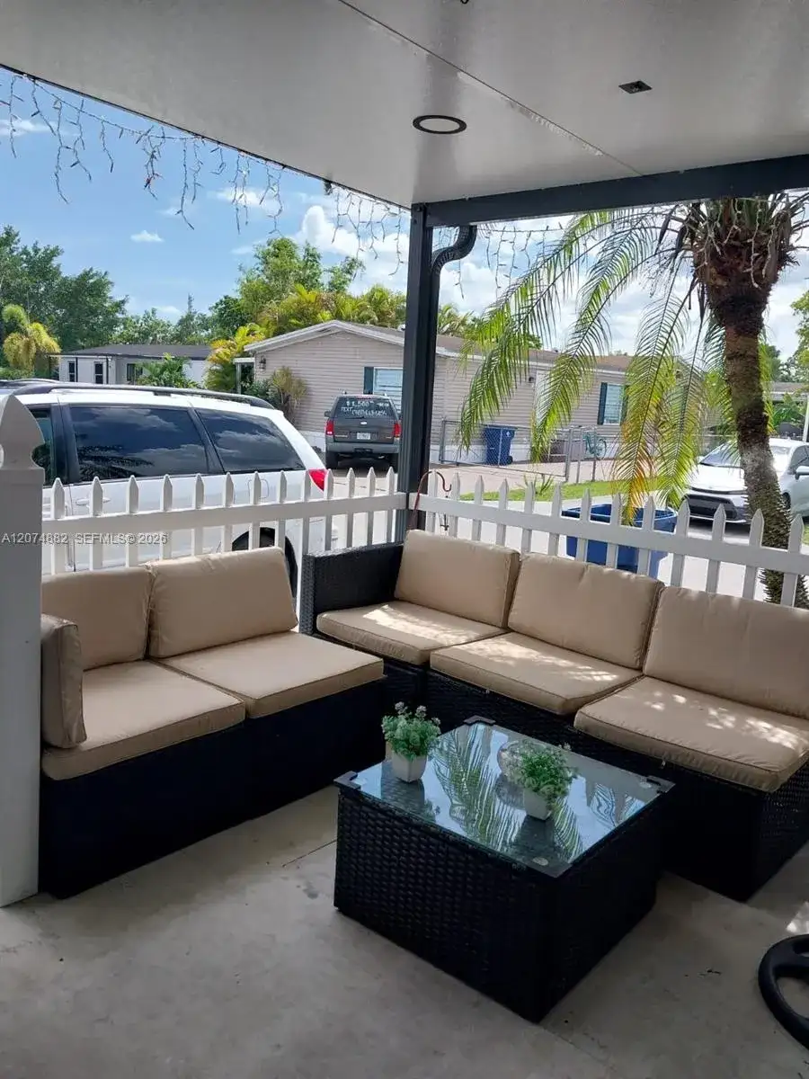 19800 SW 180th Ave lot#392, Miami FL 33187 photo 5