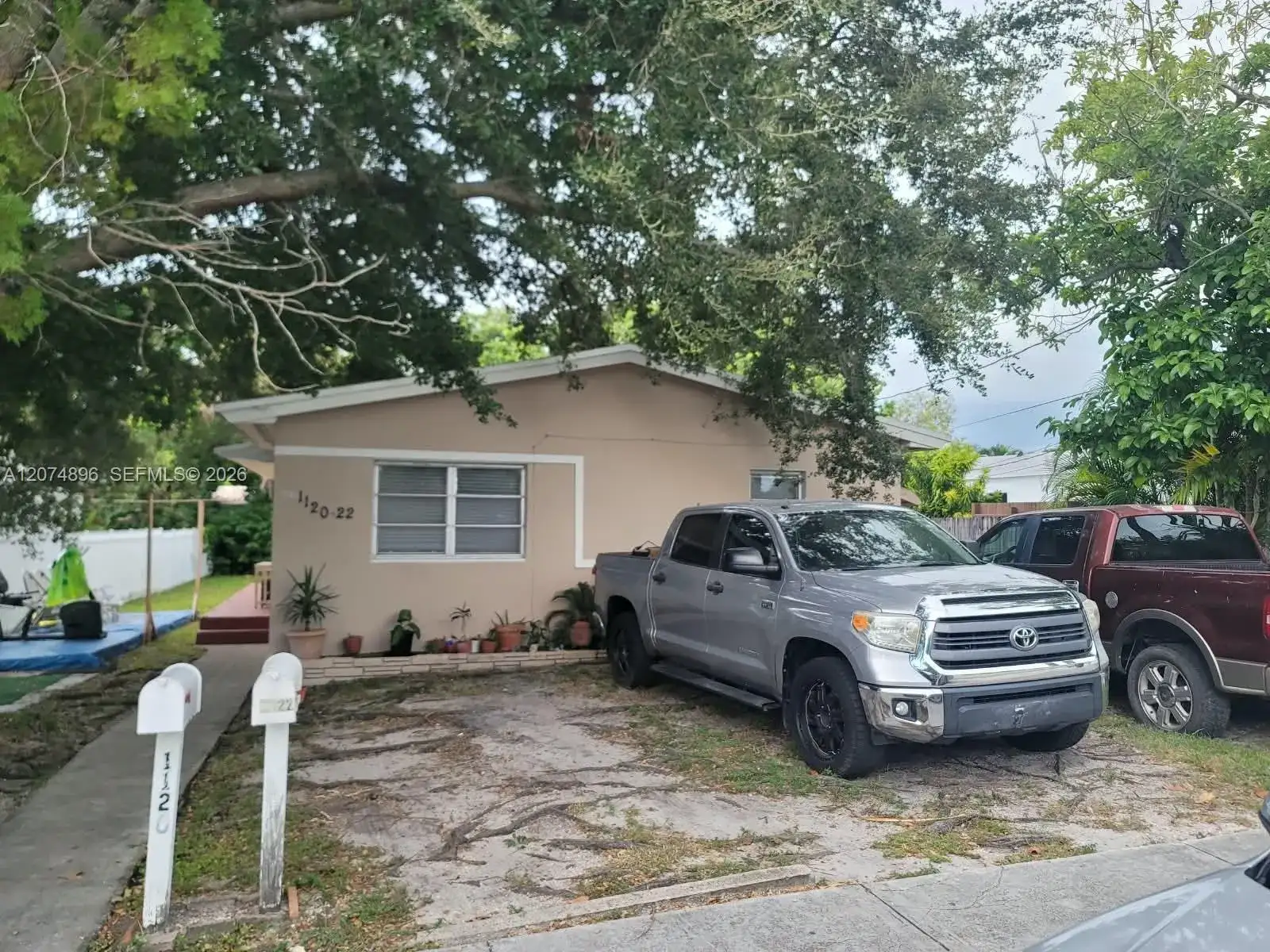 1120 NE 111th St, Miami FL 33161 photo 2