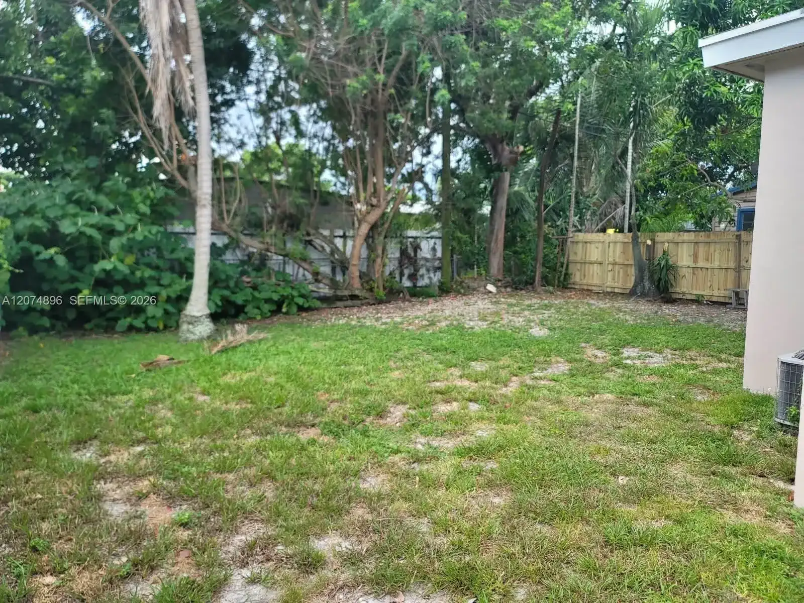 1120 NE 111th St, Miami FL 33161 photo 4