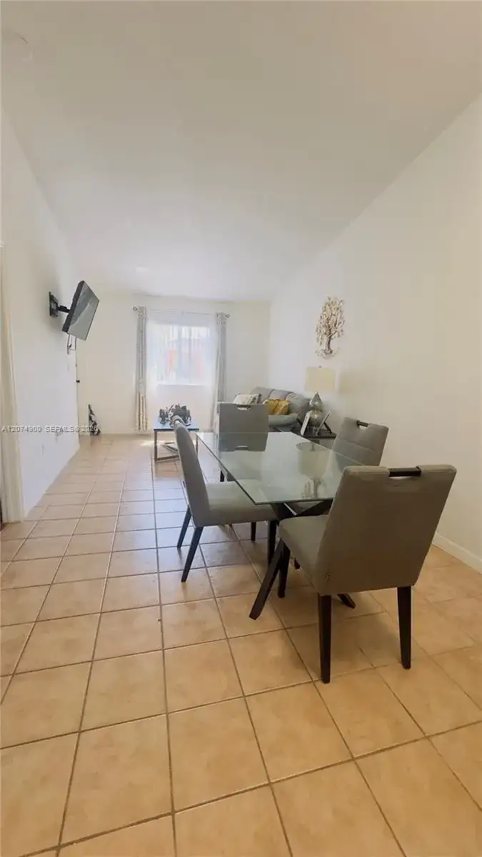 990 NE 33rd Ter # 202, Homestead FL 33033 photo 3