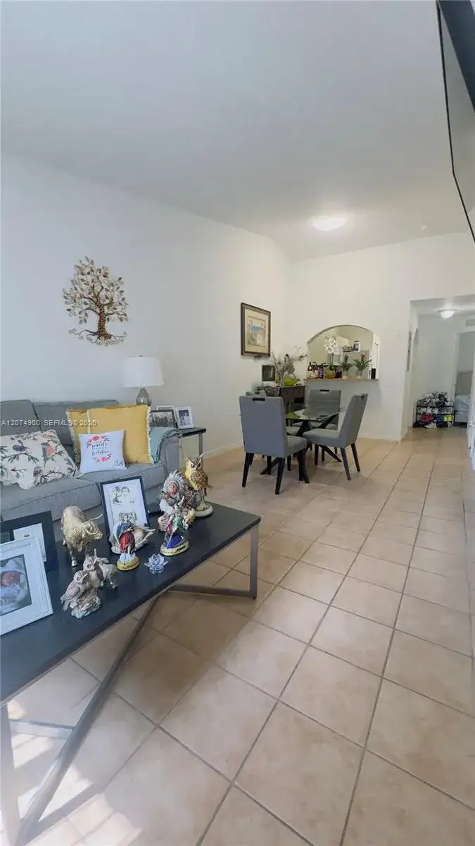 990 NE 33rd Ter # 202, Homestead FL 33033 photo 4
