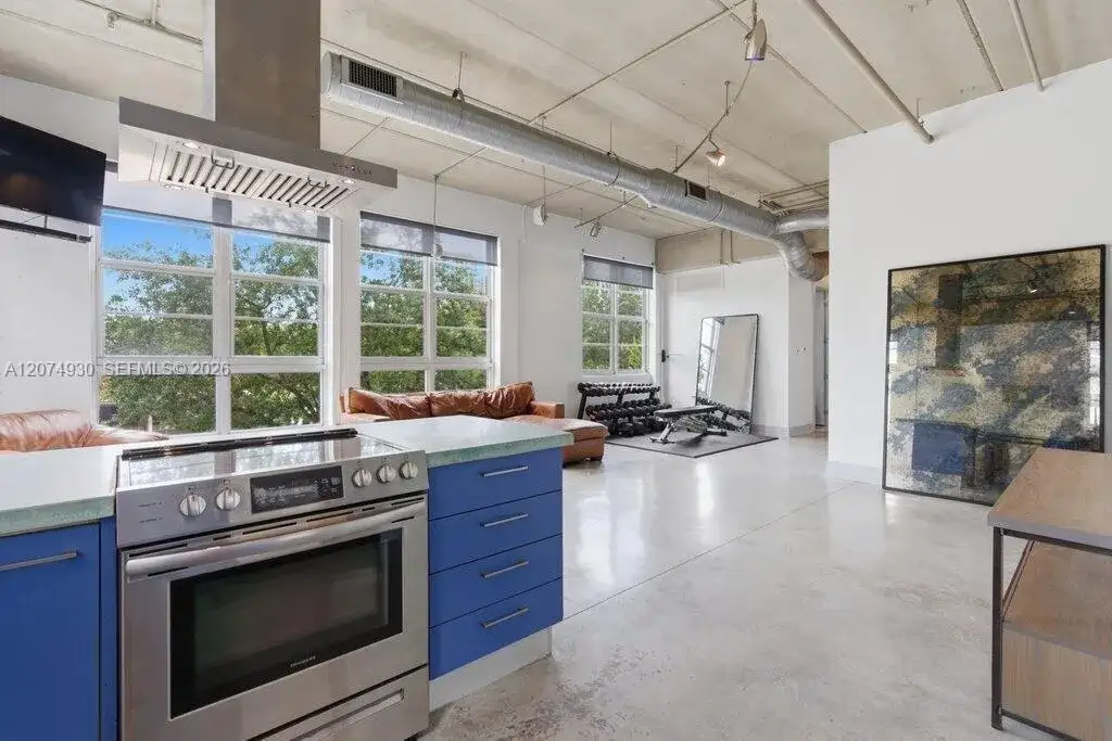 425 N Andrews Ave # 202, Fort Lauderdale FL 33301 photo 4