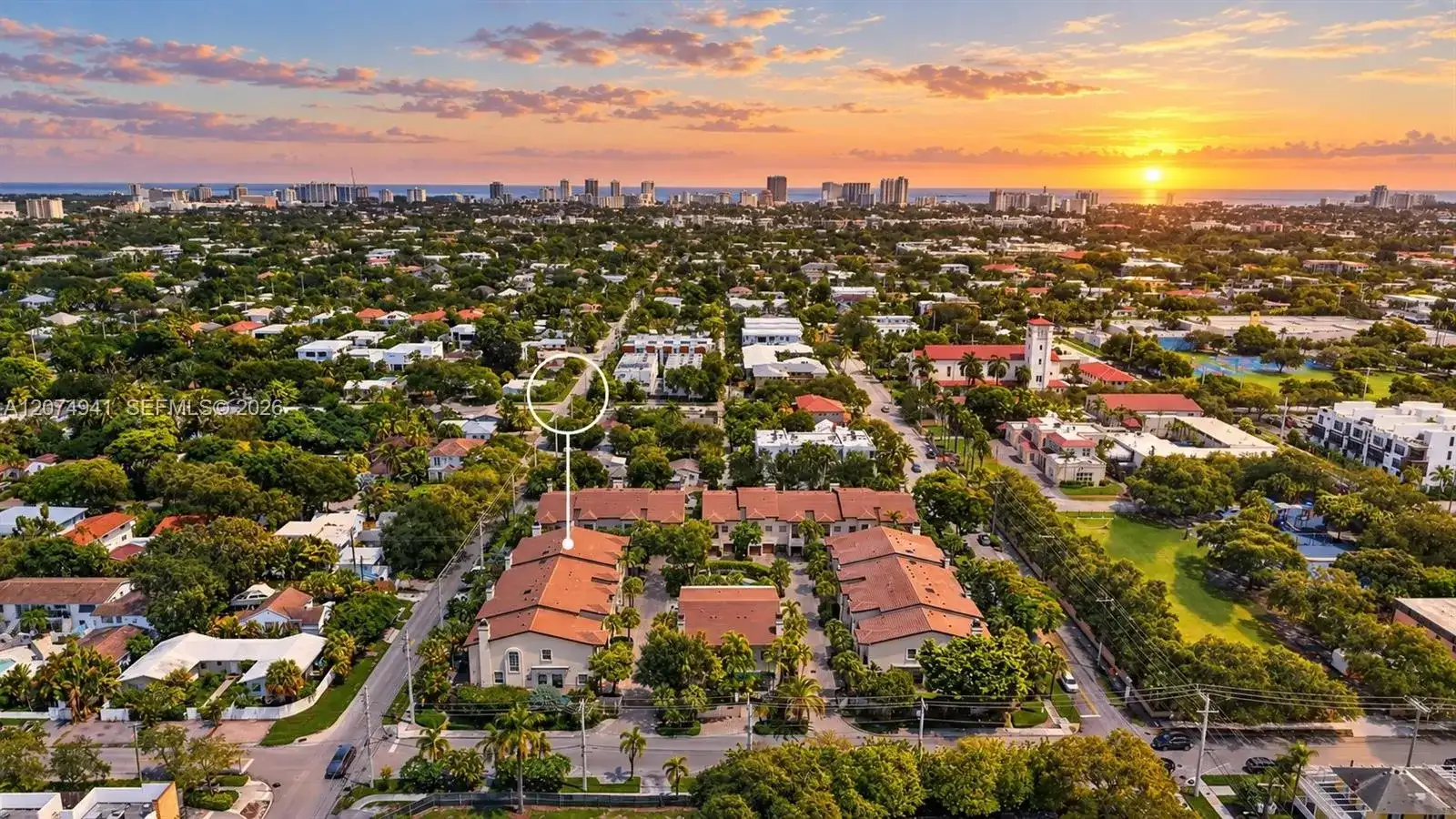 362 NE 7th Ave, Fort Lauderdale FL 33301 photo 2