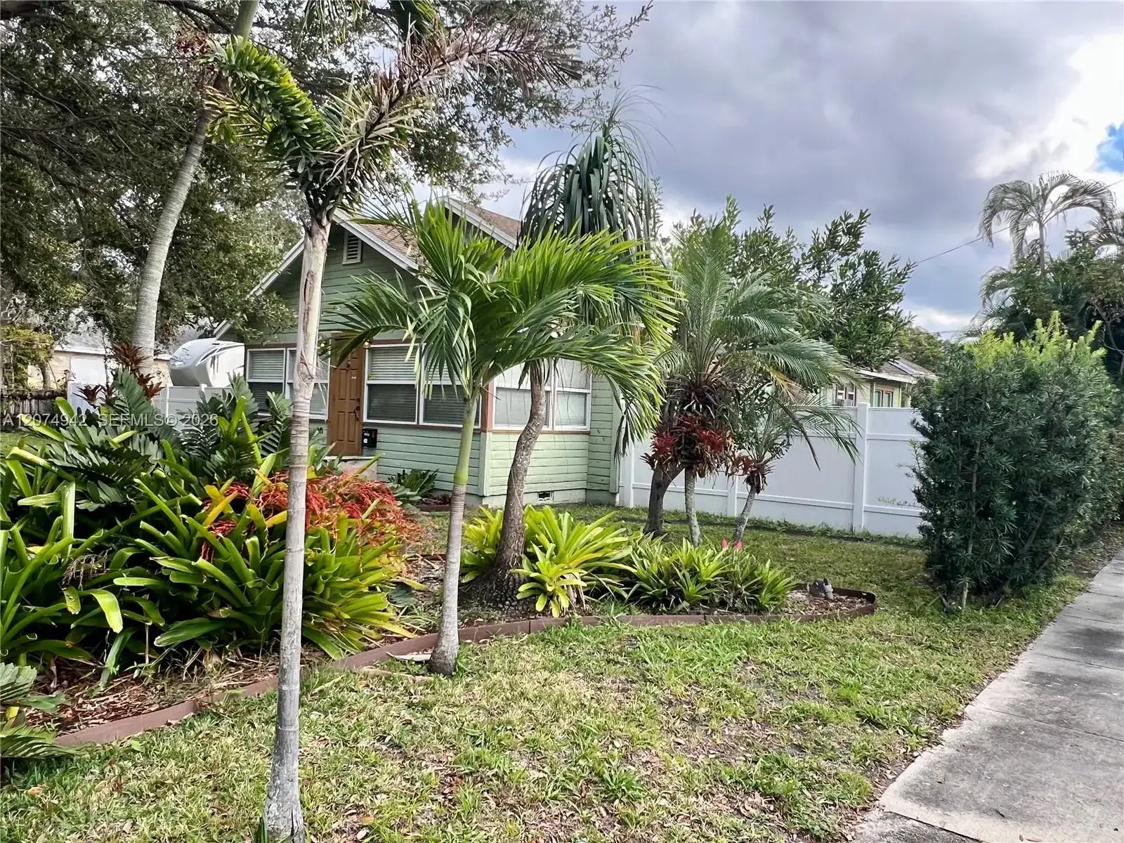 400 NE 3rd St, Pompano Beach FL 33060 photo 5