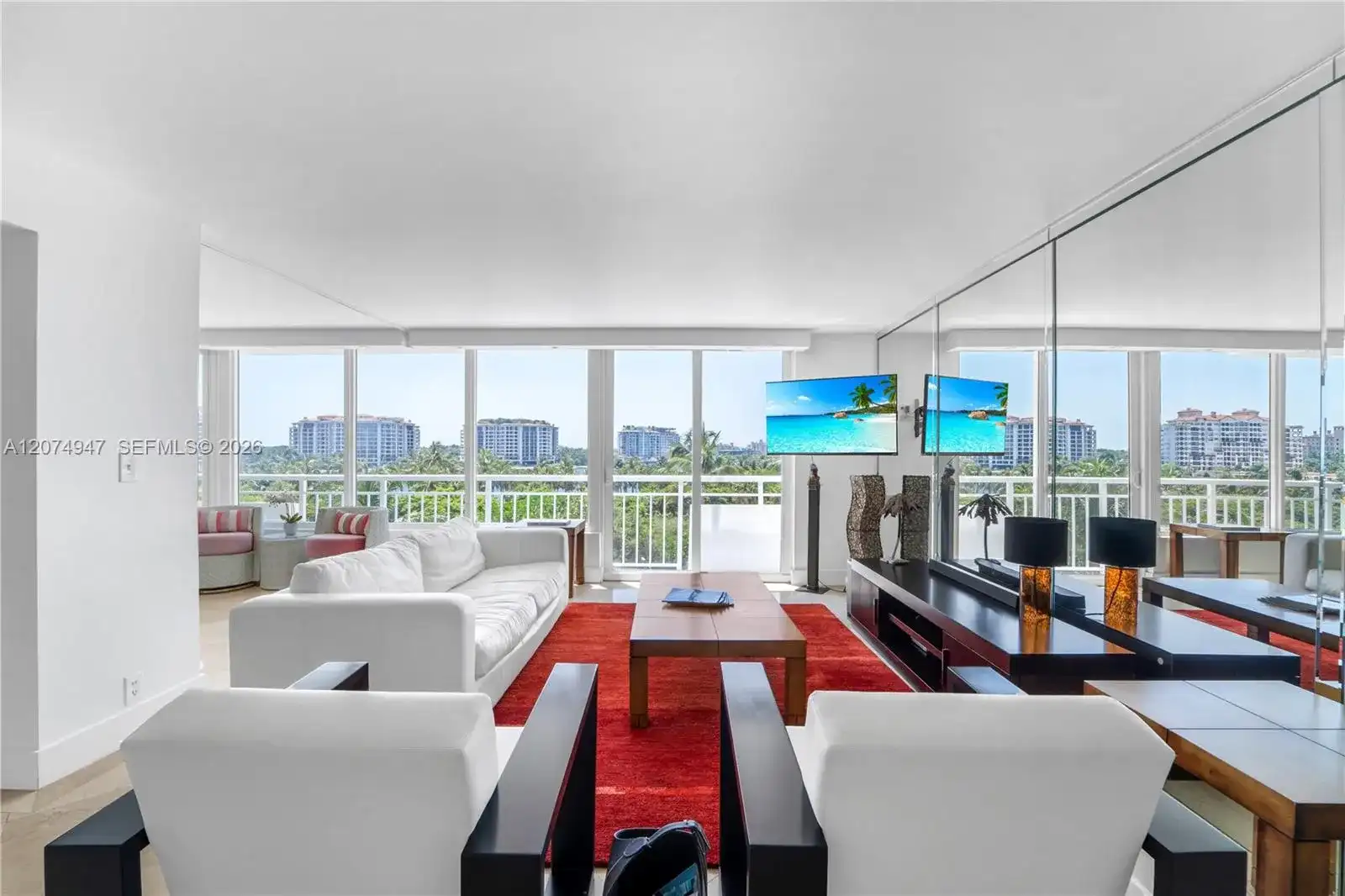 400 S Pointe Dr # 505, Miami Beach FL 33139