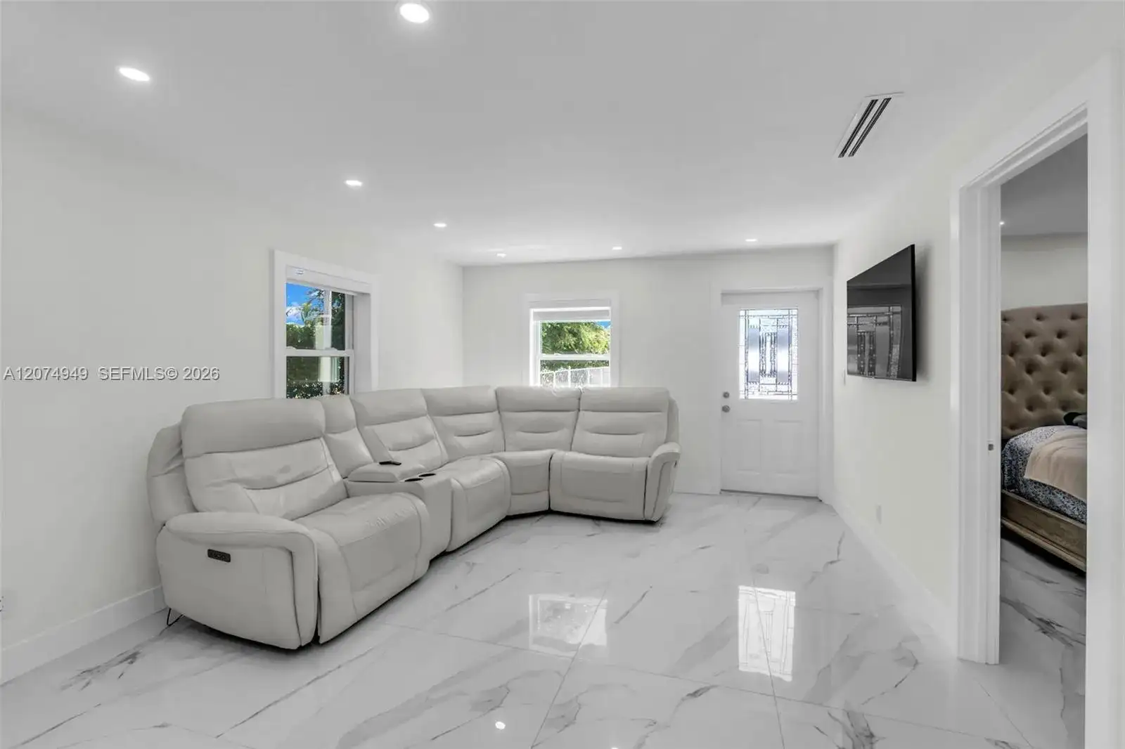 1593 Barbarie Ln, West Palm Beach FL 33417 photo 4