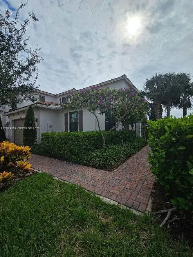 10226 Akenside Dr, Boca Raton FL 33428 photo 2