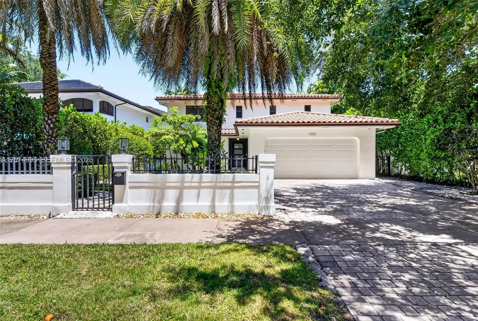 1043 Alfonso Ave, Coral Gables FL 33146 photo 3