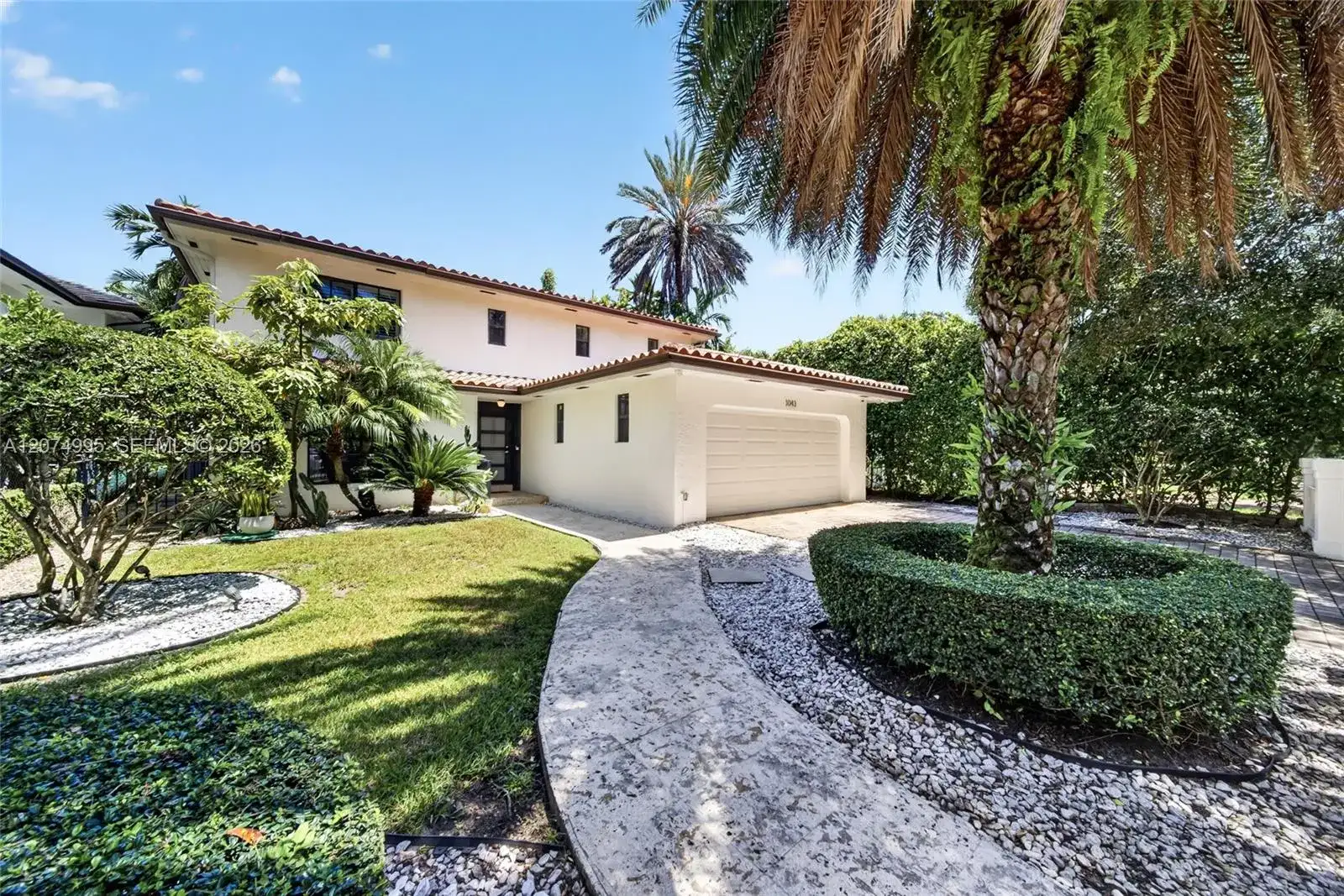 1043 Alfonso Ave, Coral Gables FL 33146 photo 4