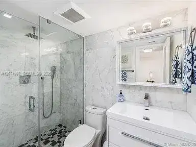 2625 Collins Ave # 212, Miami Beach FL 33140 photo 4