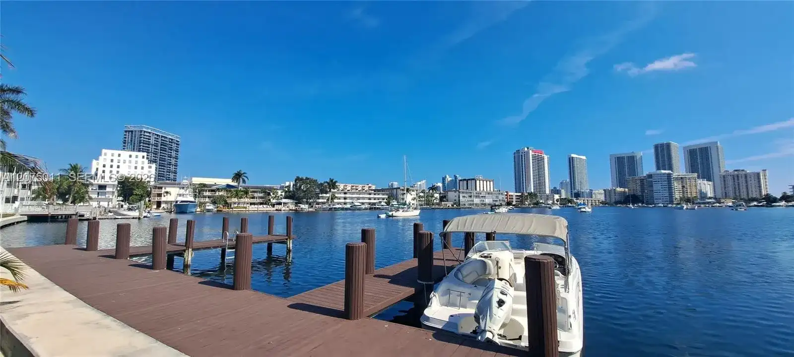 450 GOLDEN ISLES DR # 3C, Hallandale Beach FL 33009