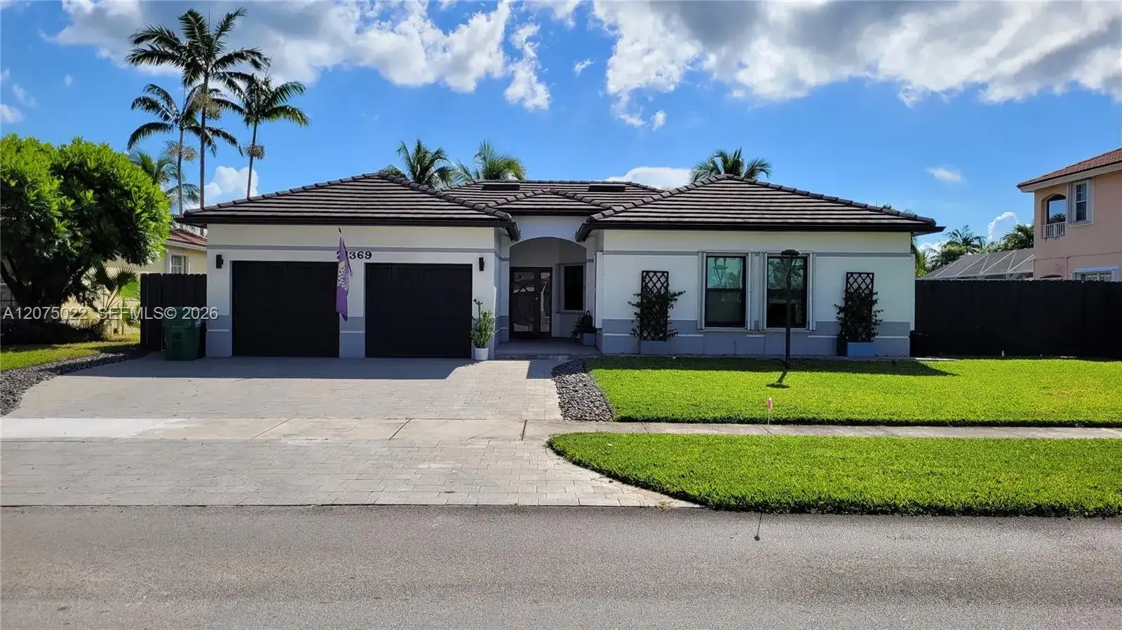 21369 SW 92nd Ave, Cutler Bay FL 33189 photo 2