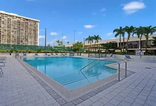 1915 Brickell Ave, Miami FL 33129