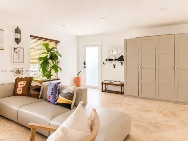 1720 SW 4th St # 1720, Fort Lauderdale FL 33312