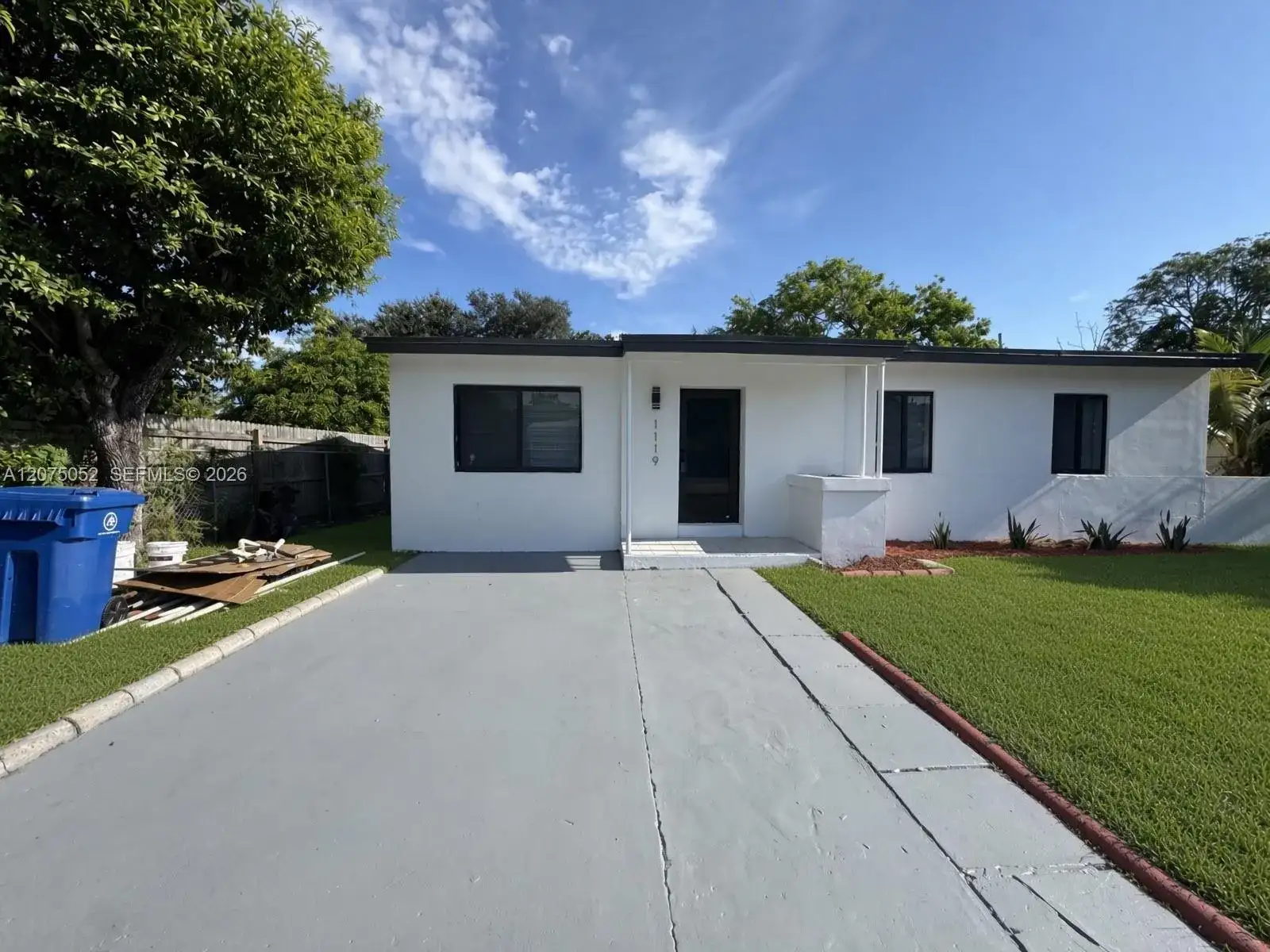 1119 NW 11th Ct, Fort Lauderdale FL 33311 photo 2