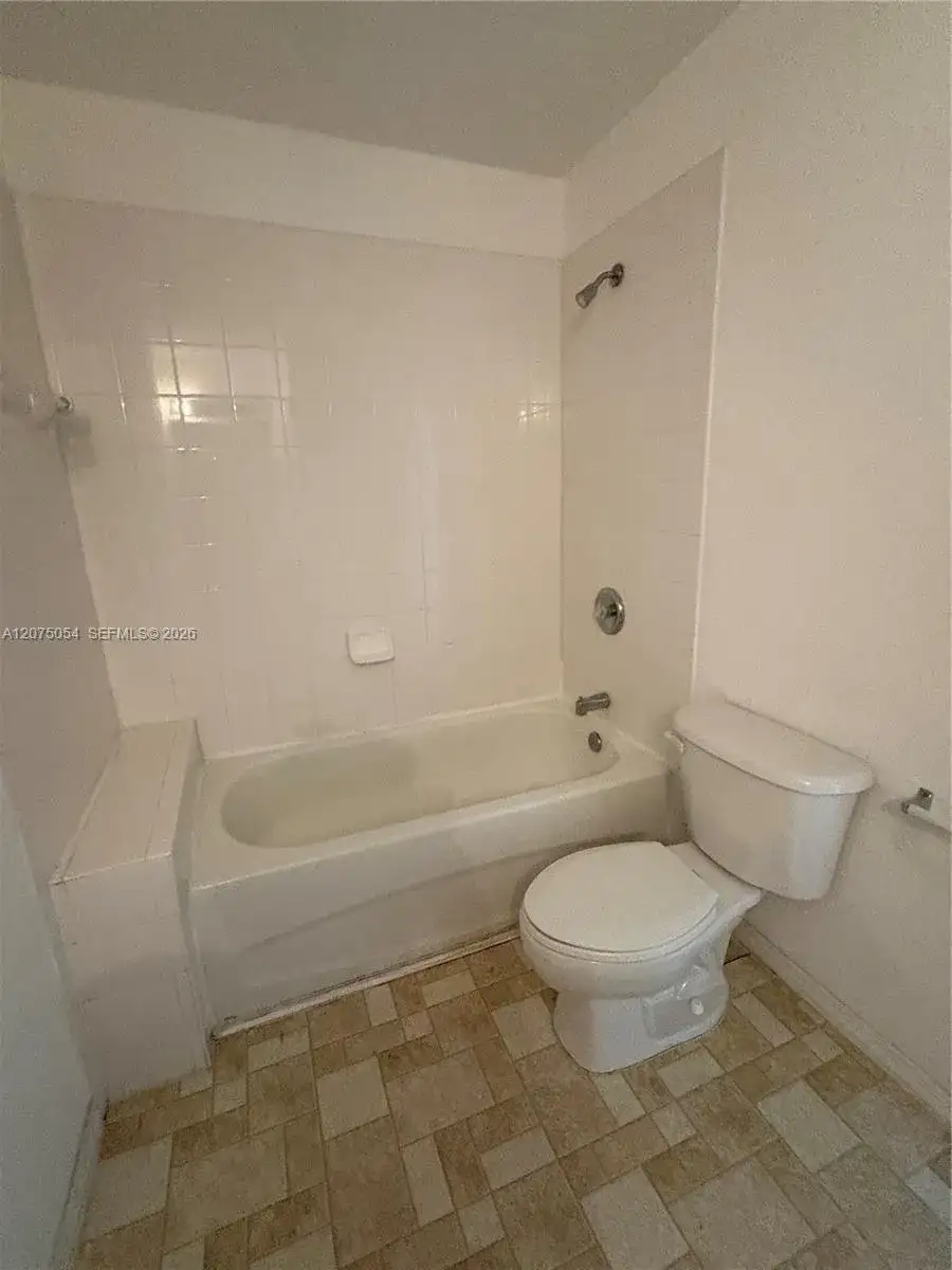 2064 NE 167th St # 157, North Miami Beach FL 33162 photo 5