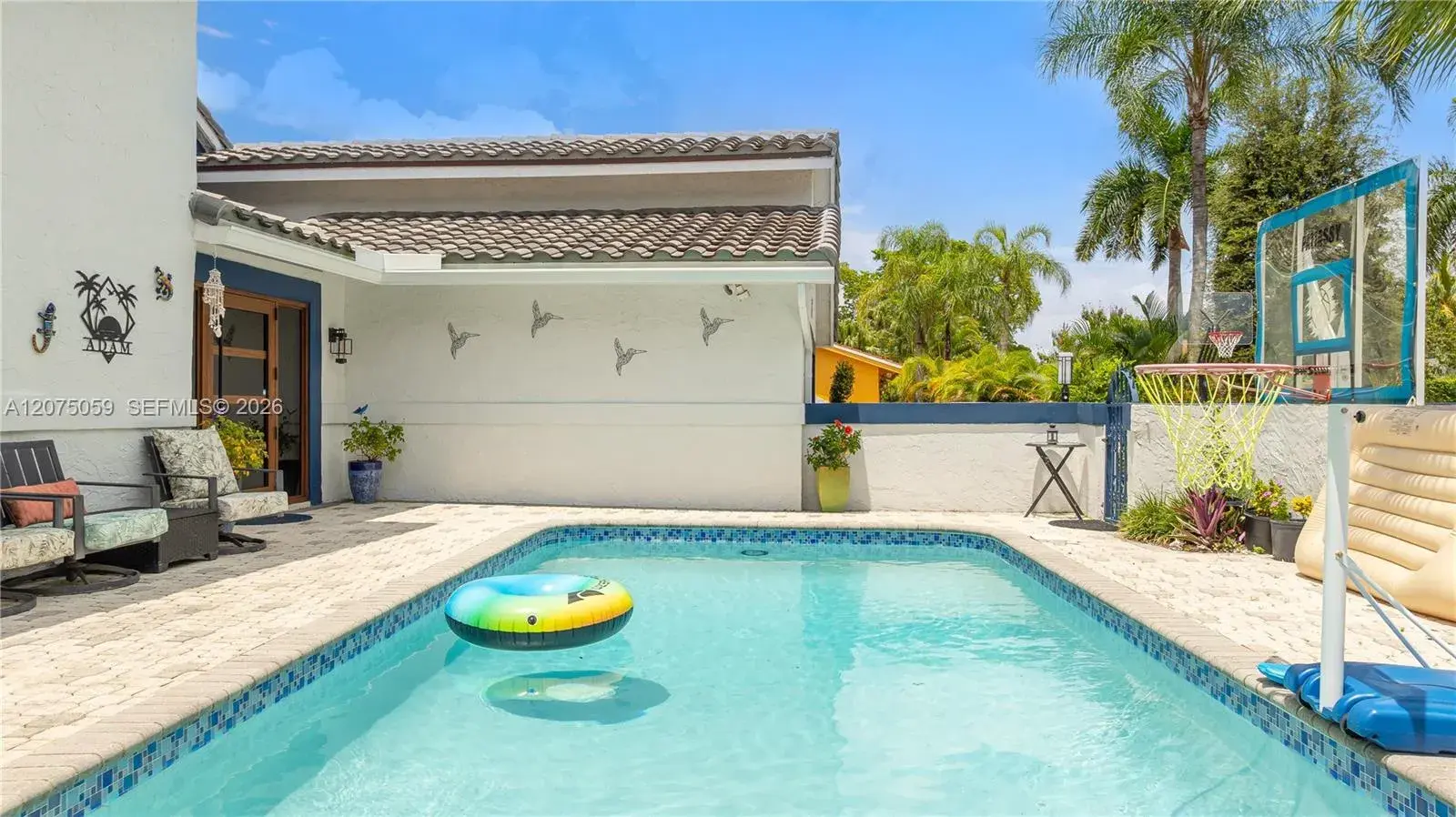 801 Mockingbird Ln, Plantation FL 33324