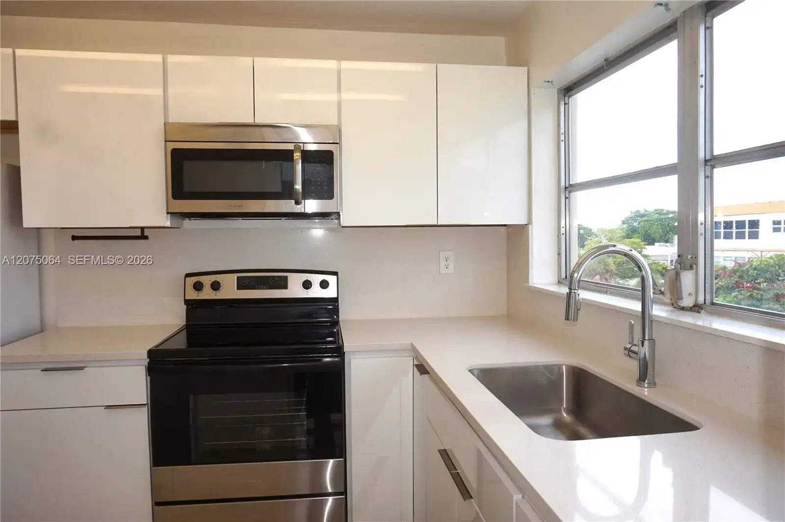 4044 NW 19th St # 404, Lauderhill FL 33313 photo 3
