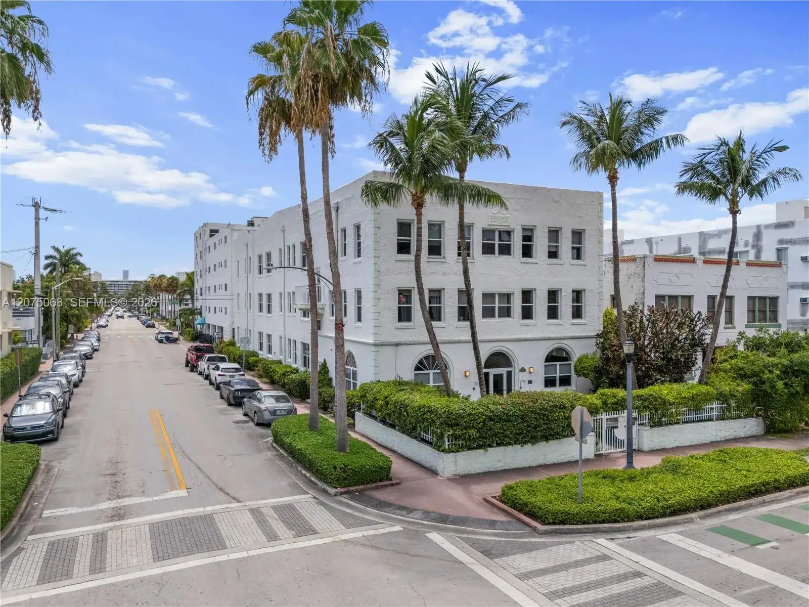 802 Euclid Ave # 305, Miami Beach FL 33139 photo 2