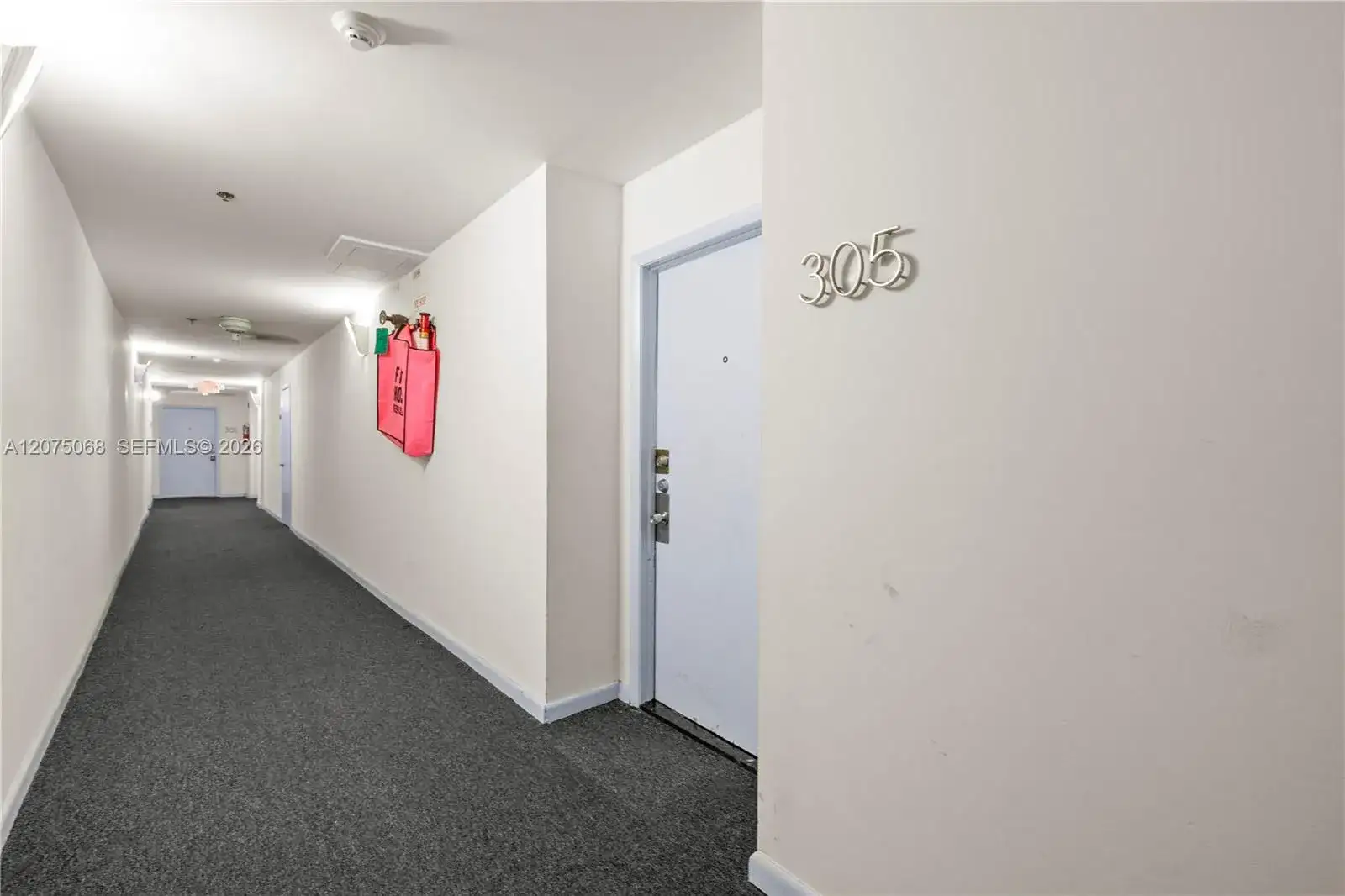 802 Euclid Ave # 305, Miami Beach FL 33139 photo 4