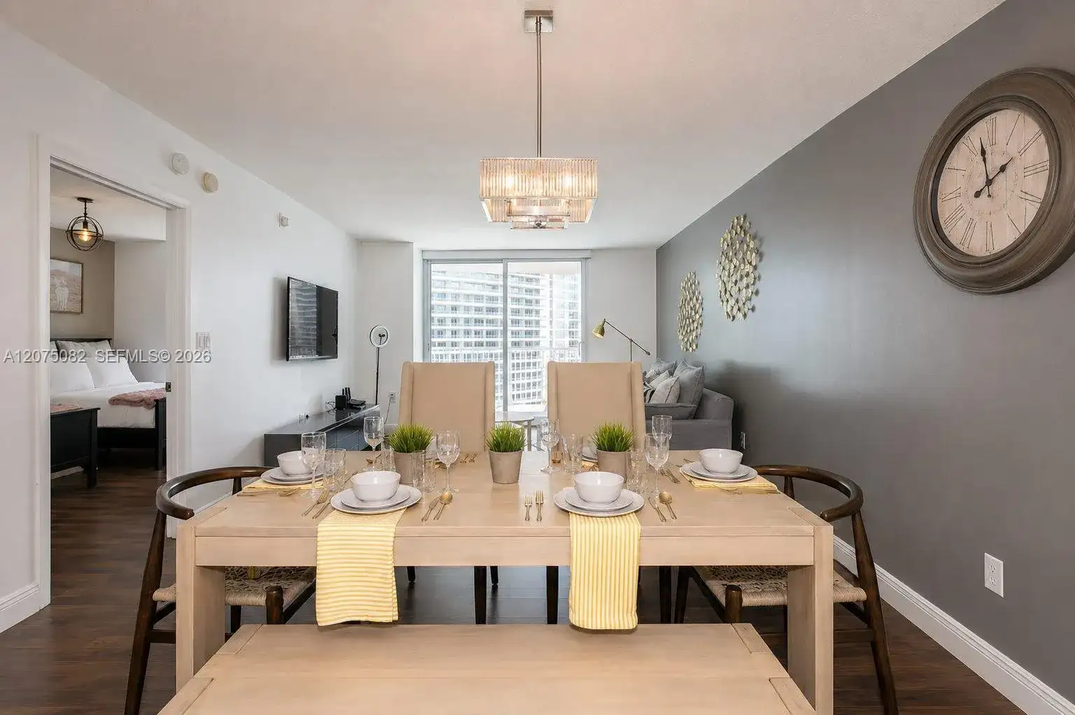 1200 Brickell Bay Dr # 3207, Miami FL 33131 photo 4